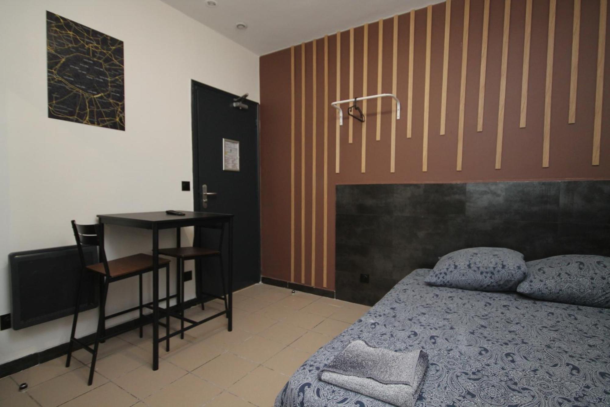 09 - Chambre Proche Paris Et Transports Avec Tv Wifi Saint-Denis  Dış mekan fotoğraf